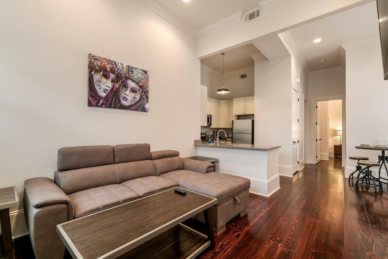 뉴올리언스 Modern 2Br On Carondelet By Hosteeva 아파트 외부 사진